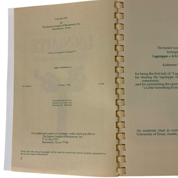 Beaumont Texas Junior League Lagniappe Cookbook First Edition 1982 Spiral Bound - Picture 4 of 11
